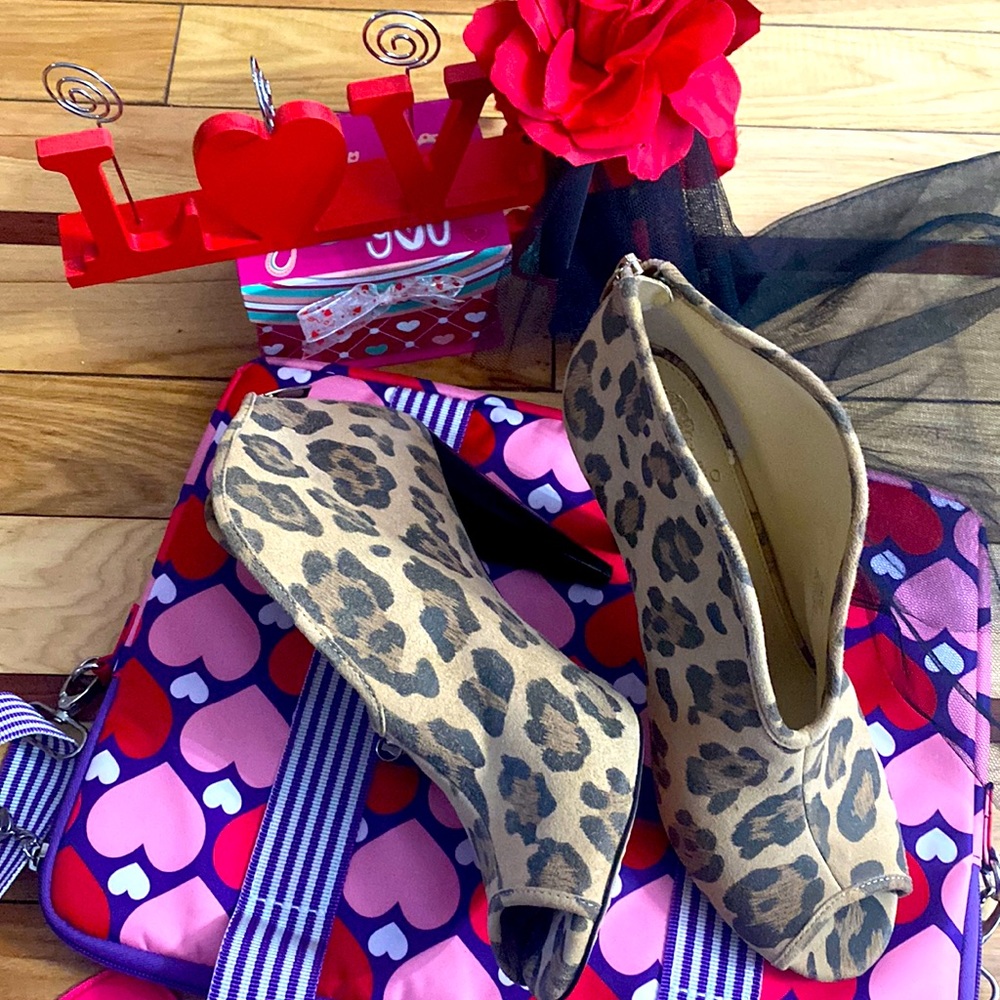 Vince Camuto